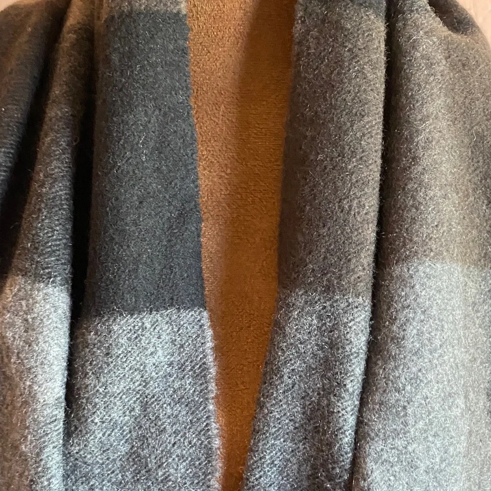 Jos. A. 100% Cashmere Bank Black and Gray Plaid Scarf